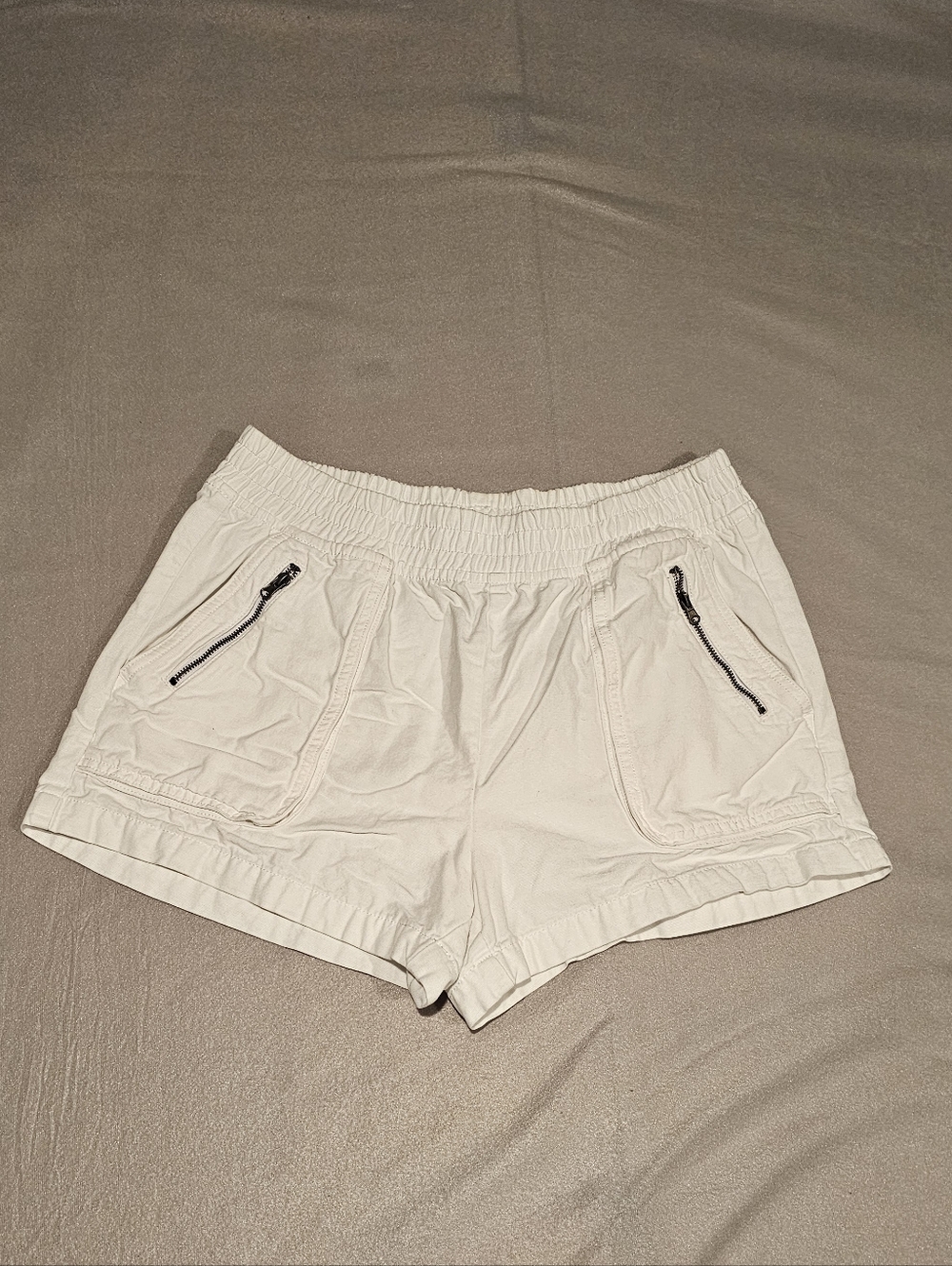 Aerie‎ Women’s White Casual Elastic Waist Shorts Size M